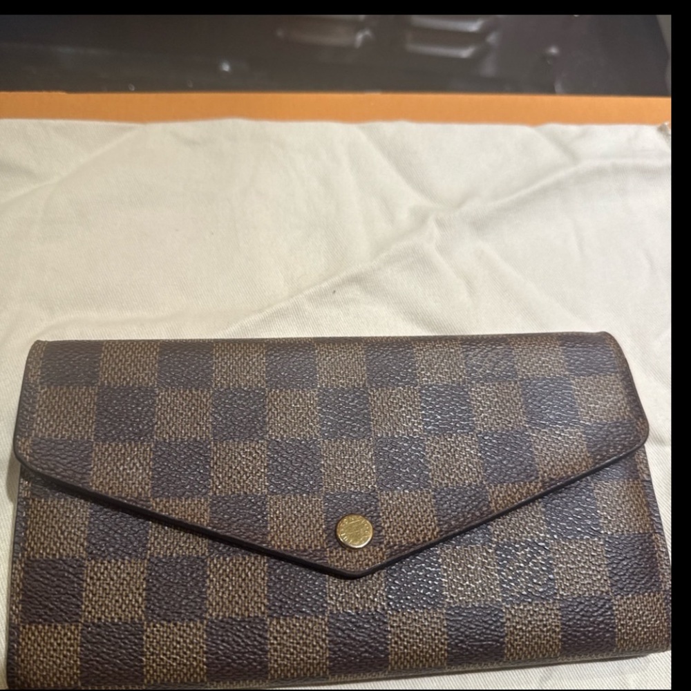 Authentic Louis Vuitton Damier Ebene Sarah Wallet Brown LV Long Wallet 🎁